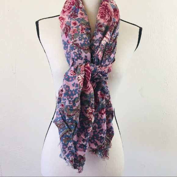 SOLD! VTG Ray Strauss Floral Large Square Scarf Rayon - Picture 8 of 9